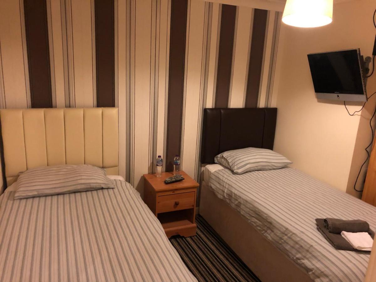 Saracen Head Hotel Beith Экстерьер фото